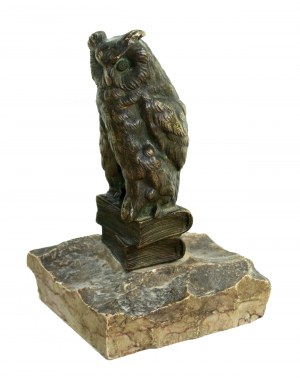 Władyslaw MIECZNIK (1903-1989), Sowa siedząca książkach (394)
