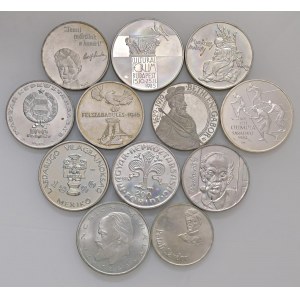Lots - WORLD COINS Lot consisting of 15 box sets comme...
