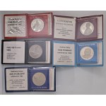 Lots - WORLD COINS Lot consisting of 15 box sets comme...