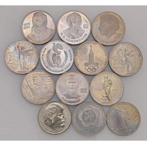 Lots - WORLD COINS Lotto composto da 3 cofanetti e altr...