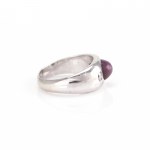 Ring with star ruby