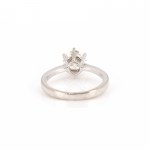 Solitaire ring with DPL expertise