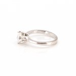 Solitaire ring with DPL expertise