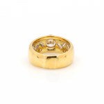 Diamond ring
