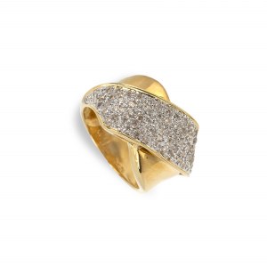 Diamond ring