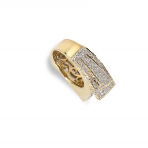 Diamond ring