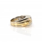 Bicolor diamond ring