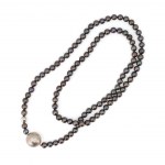 Collana di perle senza fine con sfera di diamanti