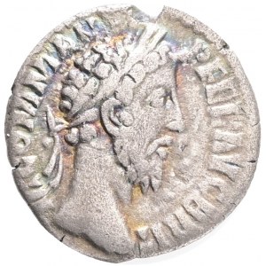 Commodus 186-187 CE, Denarius RIC 157 Silver 2,17g 16 mm mint Roma