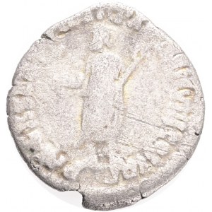 Commodus 186-187 CE, Denarius RIC 157 Silver 2,17g 16 mm mint Roma