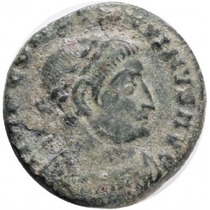 CONSTANTINE I. 307-337 AD. Æ Follis .Obv.: CONSTANTINVS P F AVG, laureate and cuirassed bust right. Rev.: SOLI INVIC-TO COMITI, Sol standing left, raising right hand and holding globe in left. AE 3,4 g
