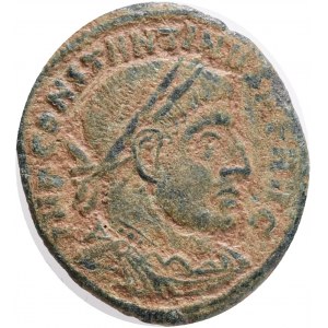 CONSTANTINE I. 307-337 AD. Æ Follis .Obv.: CONSTANTINVS P F AVG, laureate and cuirassed bust right. Rev.: SOLI INVIC-TO COMITI, Sol standing left, raising right hand and holding globe in left. AE 3g