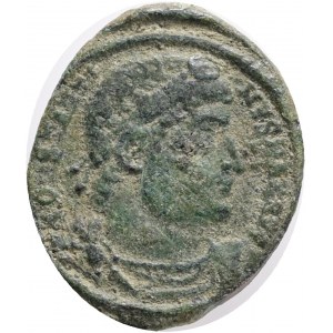 CONSTANTINE I. 307-337 AD. Æ Follis,Antioch mint.Obv.: CONSTANTI NVS MAX AVG, laureate (with rosettes), draped and cuirassed bust right. Rev.: GLORIA EXERCITVS, two soldiers, each holding reversed speaand resting on shield, flanking two standards; SMANA/.