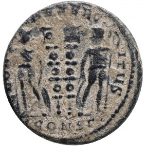 Constantinus II AD 337-340. Constantinople Follis Æ,Obv.: CONSTANTINVS IVN NOB C, laureate and cuirassed bust right,Rev.: GLORIA EXERCITVS, two helmeted soldiers standing facing each other, holding spear and shield, two standards between them, CONSΓ in ex