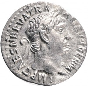 Trajan (AD 98-117). Rome.AR Denarius. Obv: IMP CAES NERVA TRAIAN AVG GERM. Laureate head right.Rev: P M TR P COS IIII P P. Mars advancing right, holding spear and trophy.Ref.: Woytek 104a; RIC 52. AR. 3,2g.