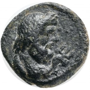 Pamphylia. Attaleia . Pseudo-autonomous issue AD 161-180. Obv.: diademed head of Poseidon, right; to right, trident , Rev.: ΑΤΤΑΛΕωΝ; Apollo advancing right, shooting arrow with bow held in left hand, Ref.: RPC 25260 (temporary)BMC 11; Baydur 135-41 (Anto