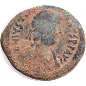 Byzantine, JUSTINIAN I (527-565),Theoupolis (Antioch) AE follis. Obv: D N IVSTINIANVS P P AVG.Diademed, draped and cuirassed bust right. Rev: Large M; star to left and right, cross above, A? below; +THЄЧºP+ in exergue. Ref: Sear 216. Bronze, Weight:14,9g