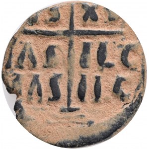 Byzantine, Romanus III, AE, Follis. Constantinople. Anonymous. Class B. 1028-1034 AD. Obv: + EM[MA NOVHΛ] / [I]C [XC], Bust of Christ facing, holding book of Gospels and wearing nimbus cruciger; sqaare in each arm of cross; four pellets around one pellet 