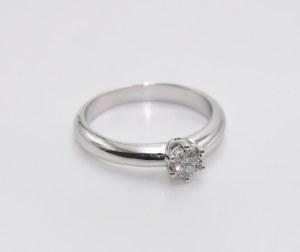 Diamond ring