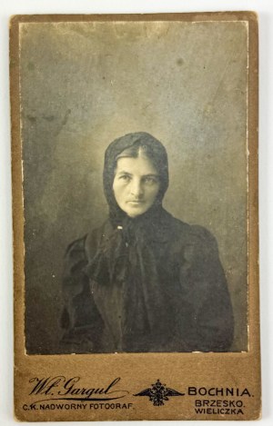 FOTOGRAFIA kartonikowa CDV - Fotografia kobiety - Wł. Gargul Bochnia