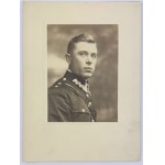 Cardboard PHOTOGRAPHY - Photograph of a soldier - Kuczynski Krakow