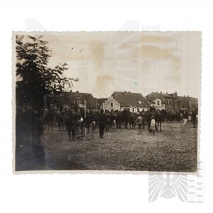 II RP Cavalerie Photographie Lancers sur la place de la ville
