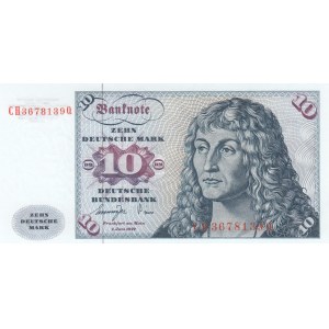 Germany, 10 Mark, 1977, UNC, p31b