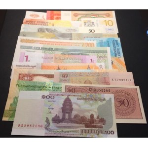 Total 15 UNC banknotes of different country