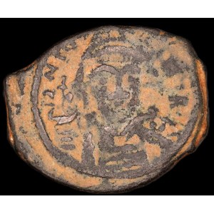 Byzantine. 1/2 Follis 600-800 CE Bronze