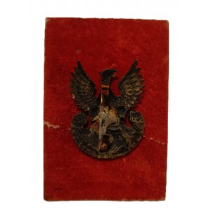 Orzeł wz. 17 - cyfra pułkowa 4 na tarczy amazonek, Warszawa 1917