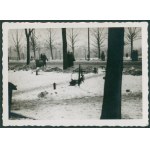 Warszawa - Praga jesień - zima 1939 / 1940 [nagrobki ul. Zygmuntowska] fotografia [vintage print / przed 1945]