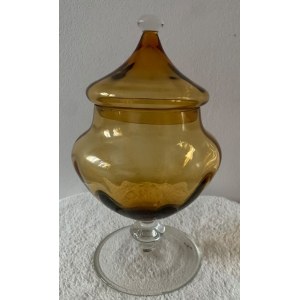 Vase en forme de boîte à chocolat avec couvercle de Zbigniew Horbowy (1935 - 2019),