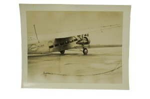 Old aircraft from UNITED NAT [National Air Transport] AIR LINES.