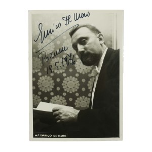 Enrico de MORI [1930-2016] włoski dyrygent autograf na karcie z fotografią dyrygenta, Poznań 19.V.1976r.