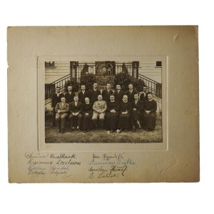 TORUŃ - Niższe Seminarium Duchowne w Toruniu, redemptoryści, Hotel Kaiserhof Sannsouce, autografy części osób widocznych na zdjęciu