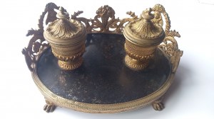 Inkwell bronze gilt black marble mid-19th century.