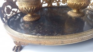 Inkwell bronze gilt black marble mid-19th century.