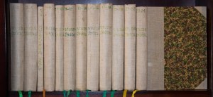 Studia źródłoznawcze. T. 1-24 [w 12 woluminach]. Dedykacja autorek.