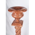 Bell vase with twisted column as a base 20th century vase 34 x 42 x 19 cm; total 115 x 24 cm in pink Verona marble. State of preservation: very good, Bell vase with twisted column as a base 20th century vase 34 x 42 x 19 cm; total 115 x 24 cm in pink Vero
