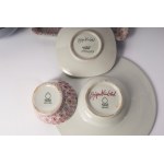 Lot of seven ceramic pieces 70&#39;s in different shapes, sizes and decorations. Author&#39;s signature in red under enamel State of preservation: very good, Lot of seven ceramic pieces 70&#39;s in different shapes, sizes and decorations. Author&#39;s sig