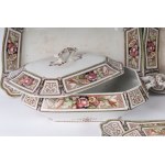 Lot of two octagonal terrines with seven trays first half of the 20th century en suite in different sizes. Brampton Sons Manufacturing State of preservation: good, one restored tray, Lot of two octagonal terrines with seven trays first half of the 20th ce