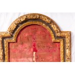 Gilded wooden frame 19th century 80 x 54 x 5 cm; free light 66 x 38 cm rectangular in shape with a round arch. With three orders of carving with floral and leaf decoration State of preservation: minimal losses and breakages., Gilded wooden frame 19th cent