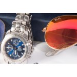 Lot of seven objects: second half of the 20th century three Ray-Ban sunglasses, a Trollbeads bracelet, a Sector no Limits quartz wristwatch and two pairs of metal cufflinks., Lot of seven objects: second half of the 20th century three Ray-Ban sunglasses, 