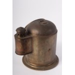 Boat compass 20th century 23 x 21 cm with brass casing. Condition: good, machine not tested., Boat compass 20th century 23 x 21 cm with brass casing. Condition: good, machine not tested.