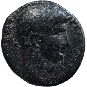 Claudius 41-54, AE 20 semis, minc.Antioch