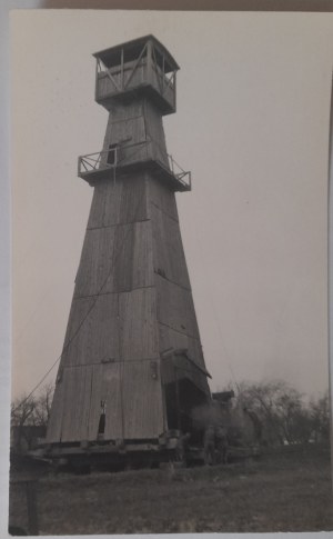 Unidentified oil well II