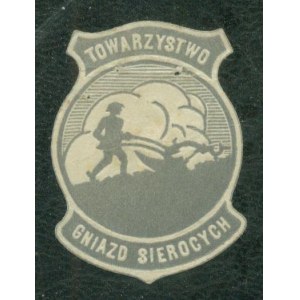 1 Znaczek kwestarski Towarzystwo Gniazd Sierocych, oliwkowy, tłoczony.