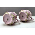 Sada dvou růžových porcelánových hrnků HC Chodov Česká republika 90. léta 20. století