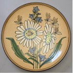 Huge ceramic platter ¶ 50 cm - Ukraine, Lviv 1960s [ bees ].
