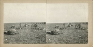 [Stereoscopic photography] Brzeziny. Ammunition carts [World War I].